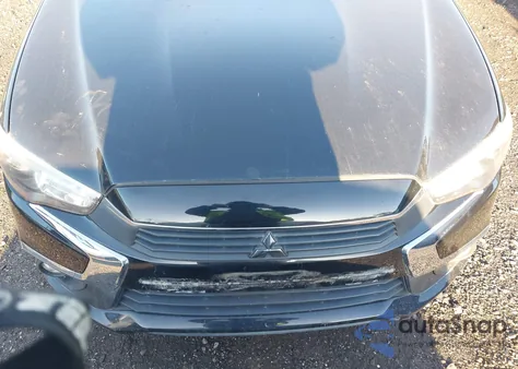 2016 Mitsubishi Outlander Sport 2.0 Es z USA, uszkodzony, nr VIN JA4AP3AU5GZ043039